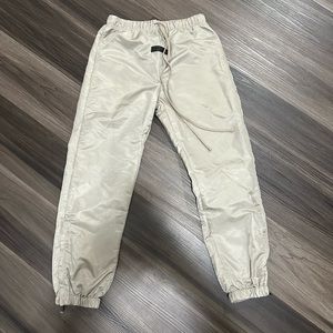 Mens Essential Joggers